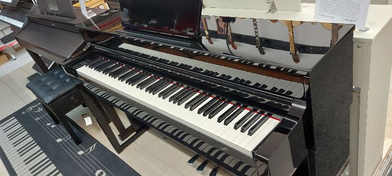 Yamaha CLP-535 – fotó