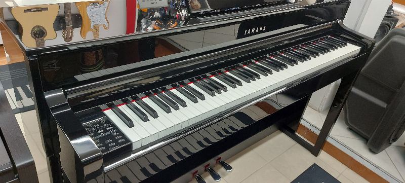 Yamaha CLP-535 – fotó
