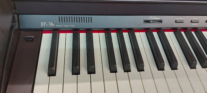 Roland HPi-50e – fotó