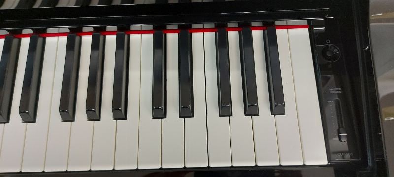 Yamaha CLP-535 – fotó