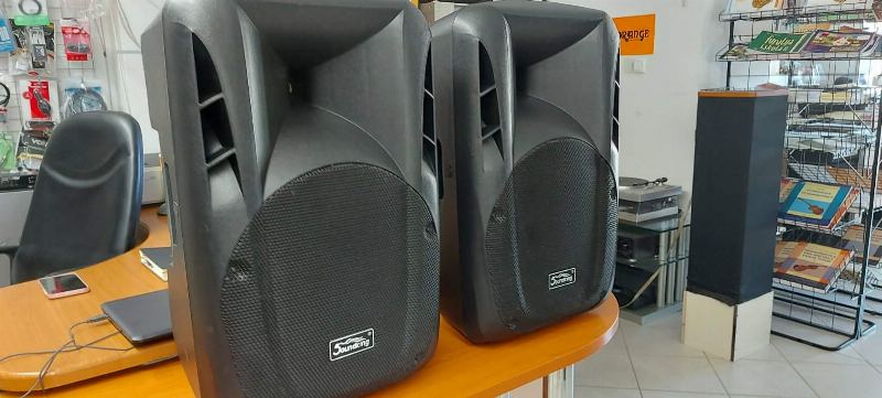 Soundking FPD12AD – fotó