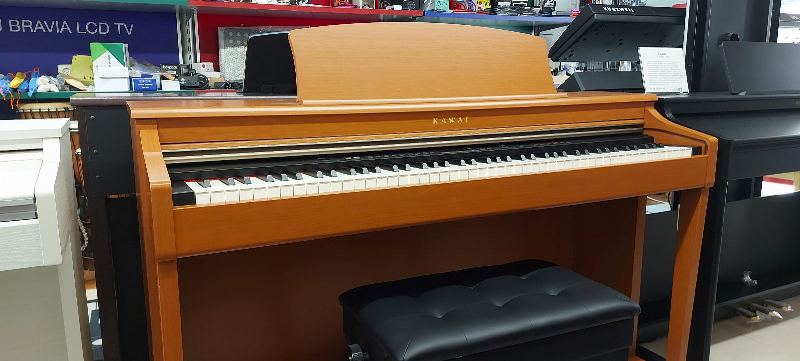 KAWAI CN33 – fotó