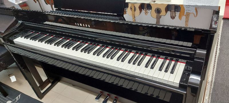 Yamaha CLP-535 – fotó